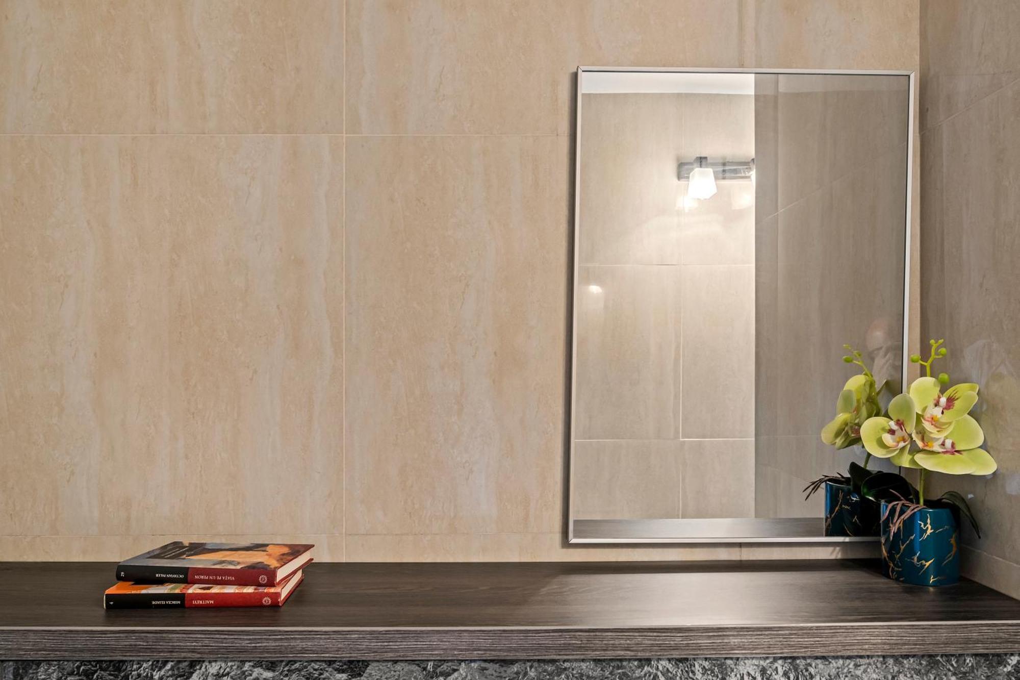 Garsoniera De Lux Si Eleganta Drumul Taberei Bukarest Exterior foto