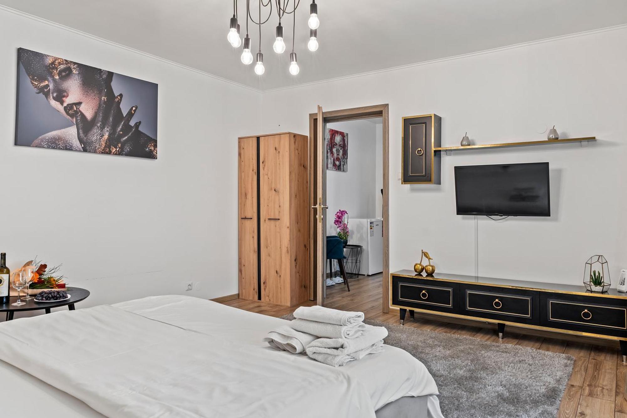 Garsoniera De Lux Si Eleganta Drumul Taberei Bukarest Exterior foto